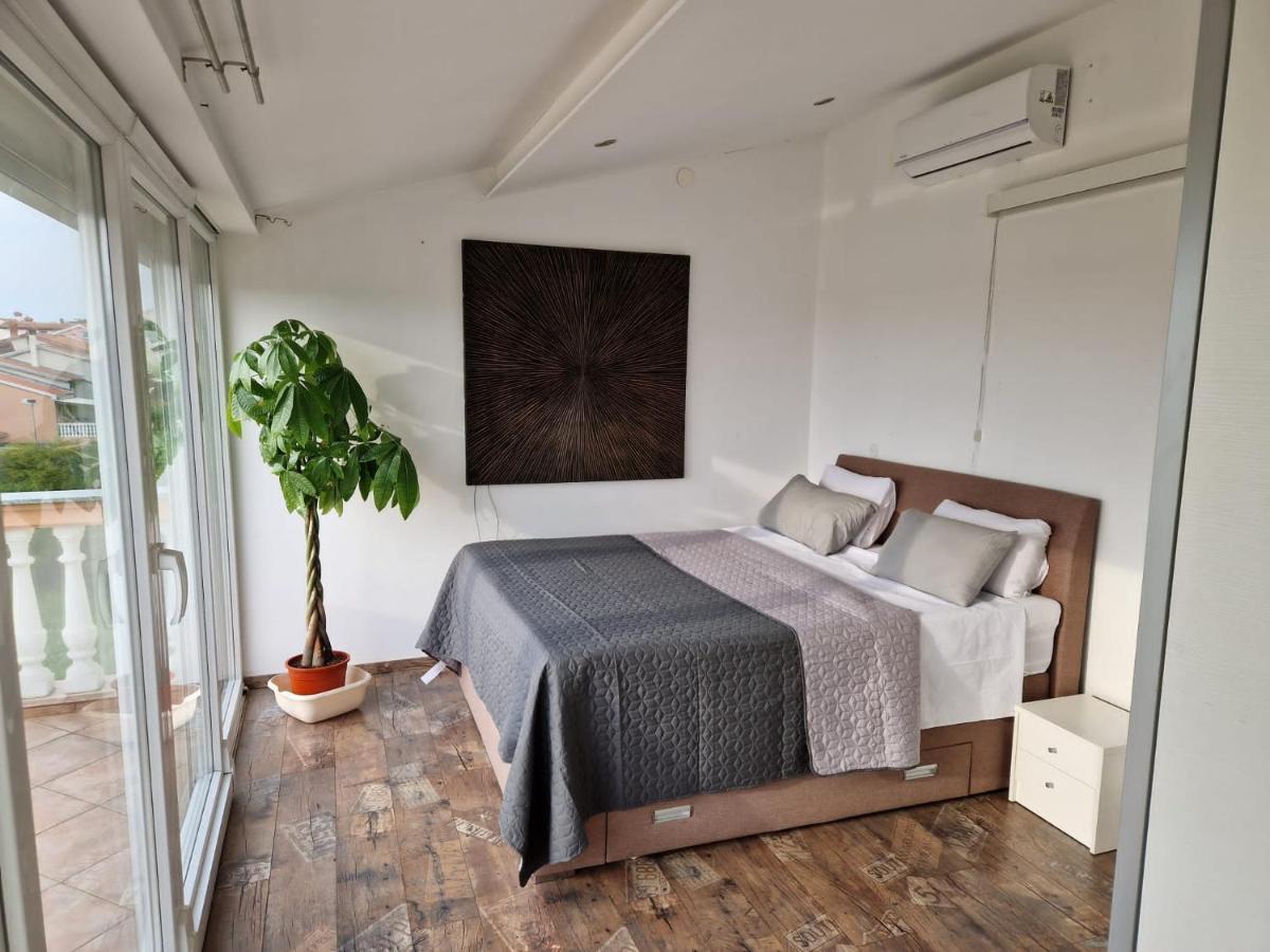 Apartment Vilic Pula Extérieur photo
